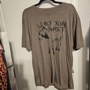 Men's Gray Graphic Tee with Donkey Print